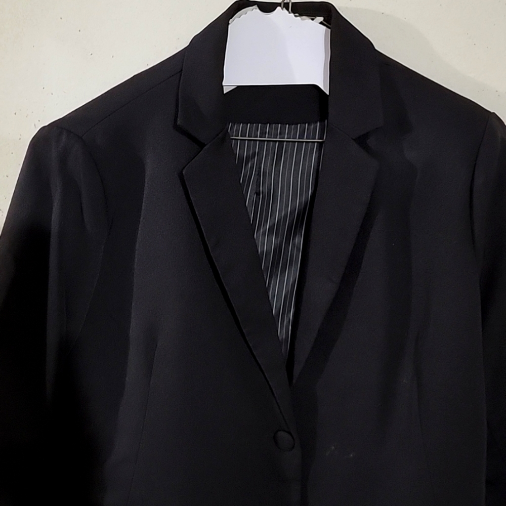 Ladies black suit jacket